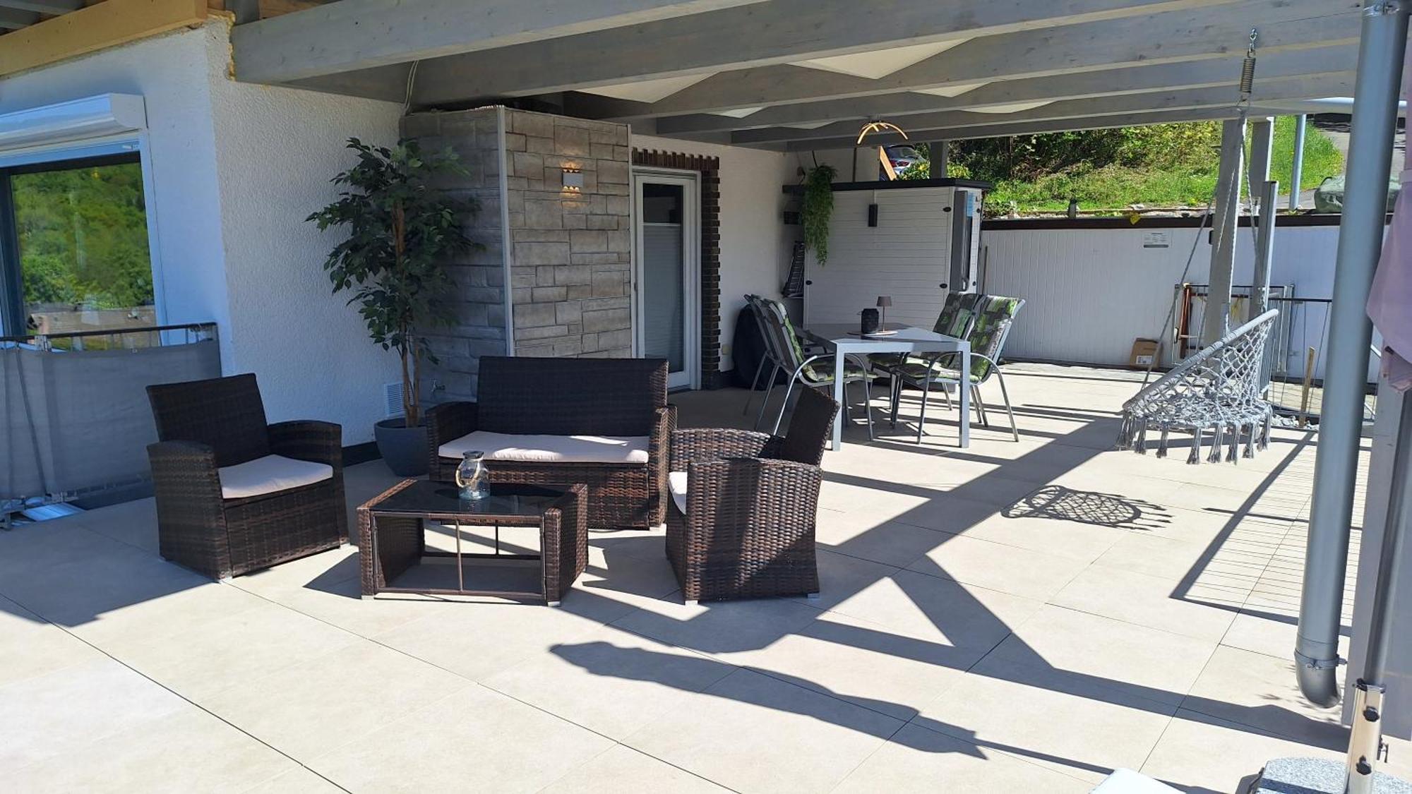 Seeblick-Ferienwohnung Im "Ferienhaus Agger-Blick" Mit Traumhafter Sonnen-Terrasse, Sauna, E-Kamin & Kajak Gummersbach Zewnętrze zdjęcie