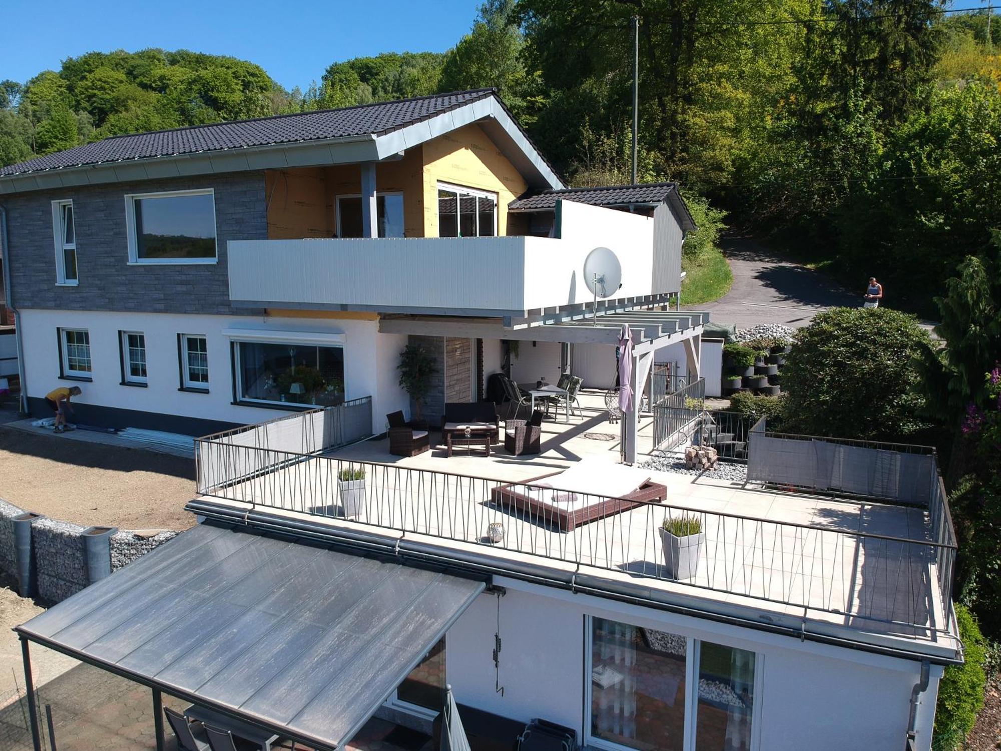 Seeblick-Ferienwohnung Im "Ferienhaus Agger-Blick" Mit Traumhafter Sonnen-Terrasse, Sauna, E-Kamin & Kajak Gummersbach Zewnętrze zdjęcie